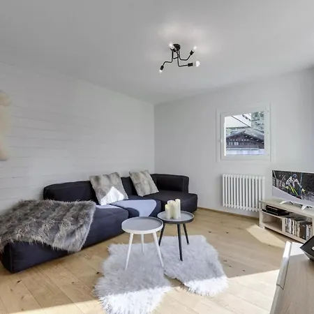 Oreades 101 Sunny Renovated With Balcony Val Disere